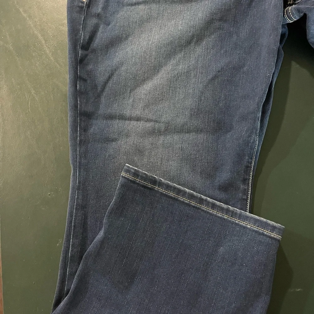 BNWT Plus size Good American straight leg jeans size 18 petite - Picture 2 of 13